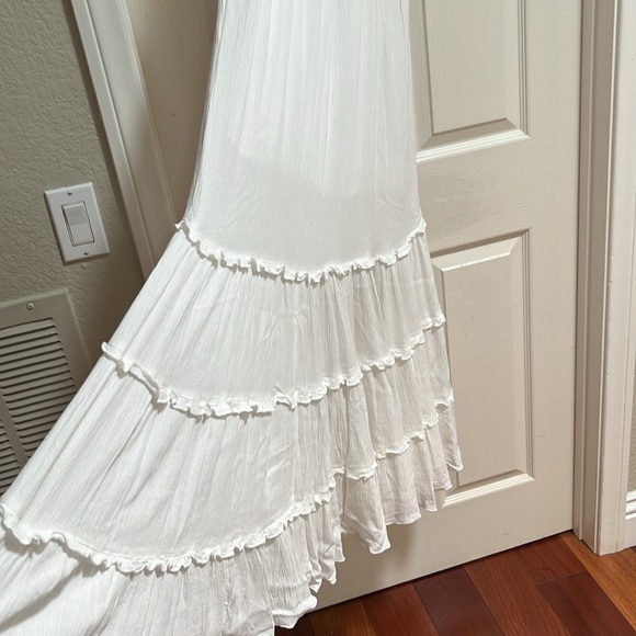 Urban Outfitters UO Sandra Ruffle Midi Maxi Dress Smocked Tiered Gauzy White M - Picture 7 of 14